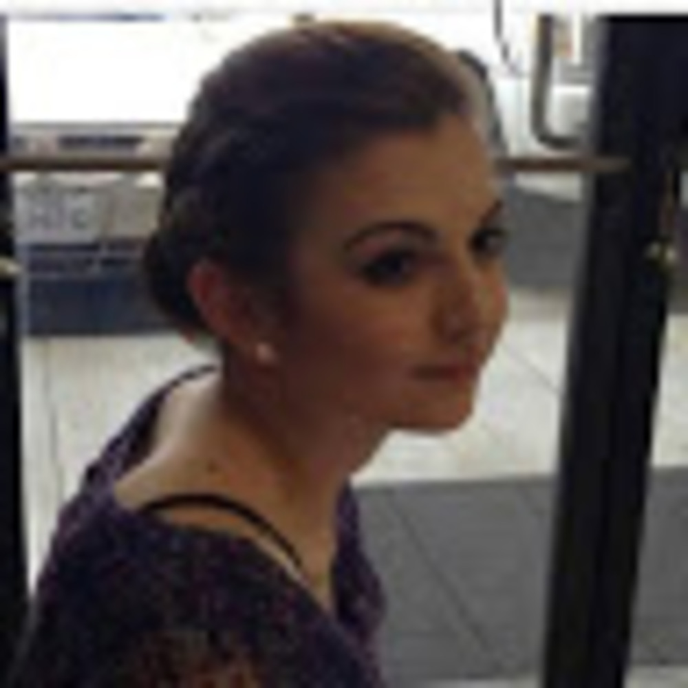 Meet your Posher, Danielle